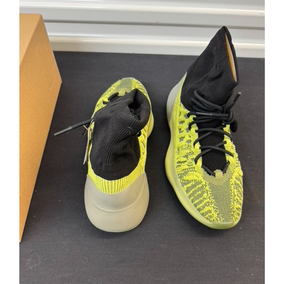 Size 11 - adidas Yeezy Basketball Knit Energy Glow main image 8